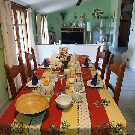 Les Bernus Bed and breakfast *