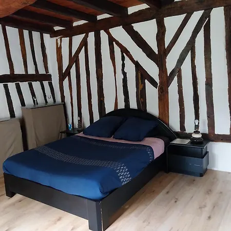 Les Bernus Bed & Breakfast Monfaucon (Dordogne)
