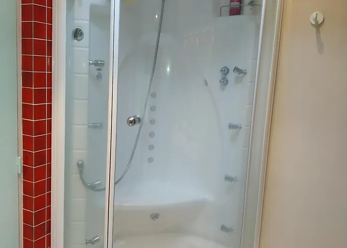 Les Bernus 住宿加早餐酒店 *