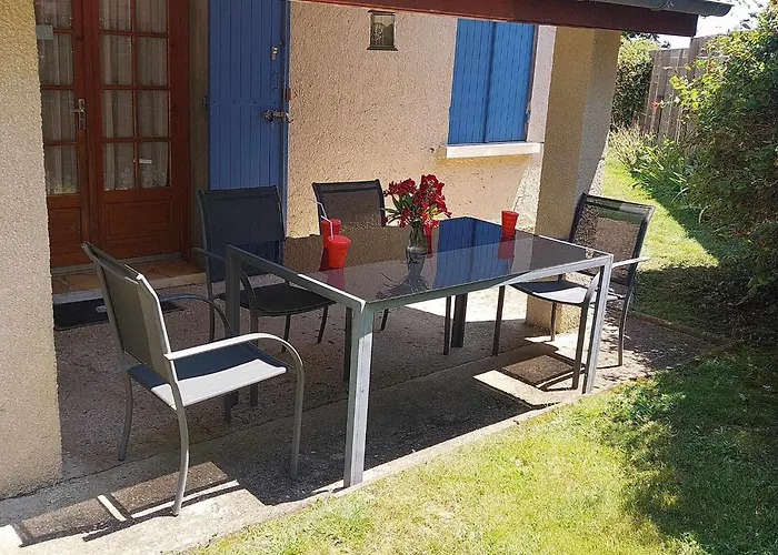 Les Bernus 住宿加早餐酒店 Monfaucon (Dordogne)