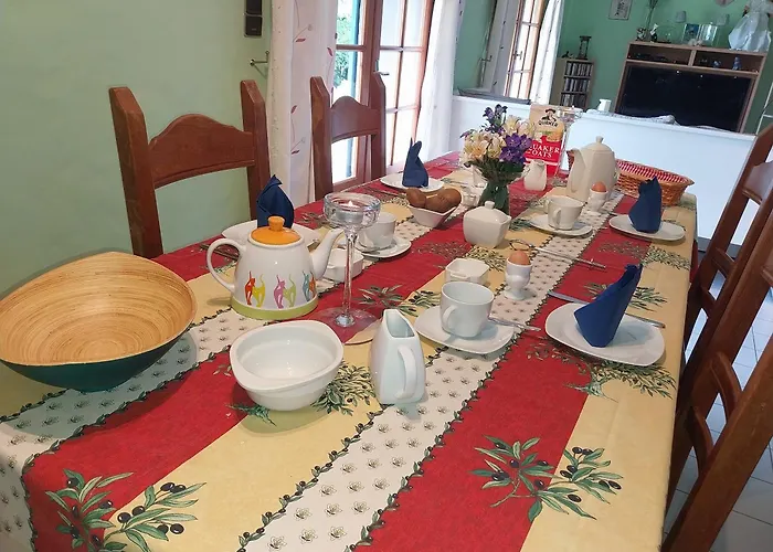 住宿加早餐酒店 Les Bernus *